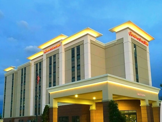 Gallery - Hampton Inn & Suites Nashville Airport