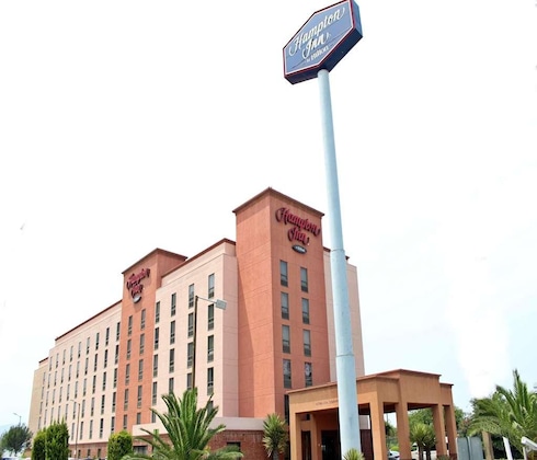 Gallery - Hampton By Hilton Saltillo