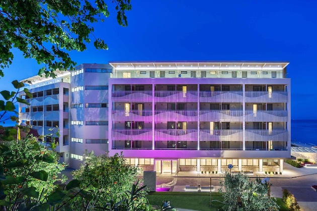 Gallery - Ammon Zeus Hotel