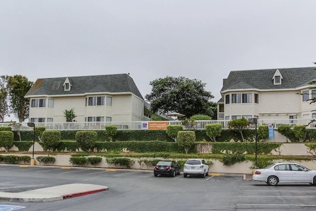 Gallery - Motel 6 Monterey - Marina