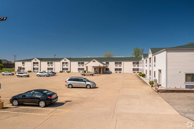 Gallery - Baymont By Wyndham Decatur