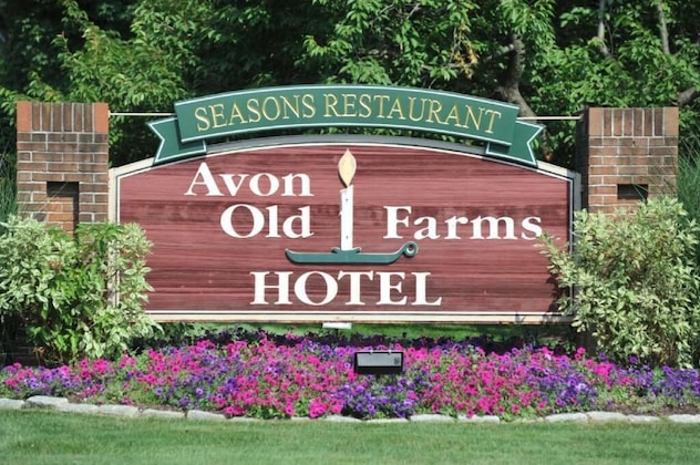 Gallery - Avon Old Farms Hotel