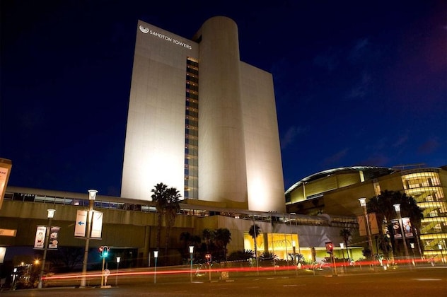 Gallery - Sandton Sun And Towers