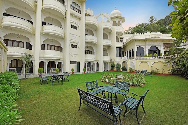 Gallery - Swaroop Vilas - Lake Facing Boutique Hotel
