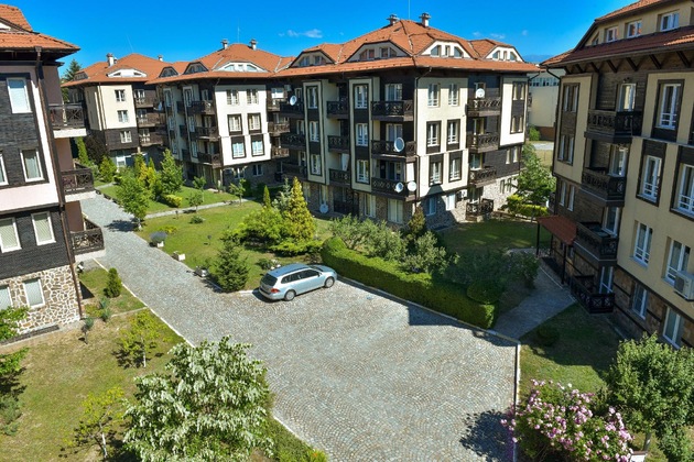 Gallery - Bojur & Bojurland Apartment Complex