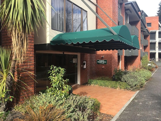 Gallery - St James Apartments