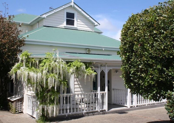 Gallery - The Great Ponsonby Arthotel