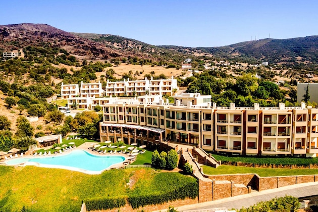 Gallery - Evia Hotel & Suites