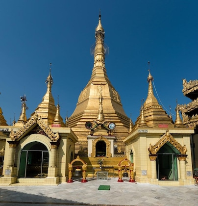 Gallery - Chatrium Hotel Royal Lake Yangon