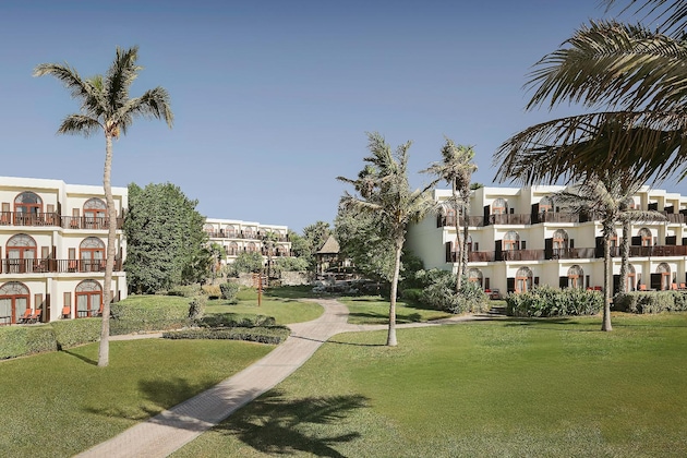 Gallery - JA Palm Tree Court (JA The Resort)