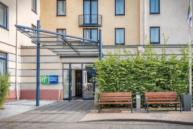 Gallery - Holiday Inn Express Dortmund By Ihg