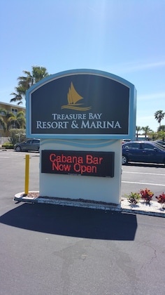 Gallery - Treasure Bay Resort & Marina