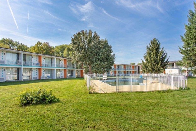 Gallery - Howard Johnson By Wyndham Harrisburg
