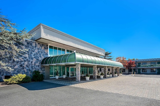 Gallery - Surestay Plus Hotel By Best Western Brandywine Valley