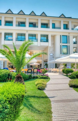 Gallery - Golden Lotus Hotel