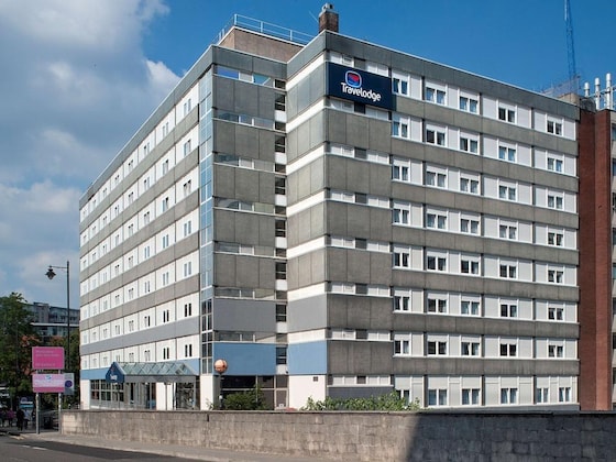 Gallery - Travelodge Manchester Central