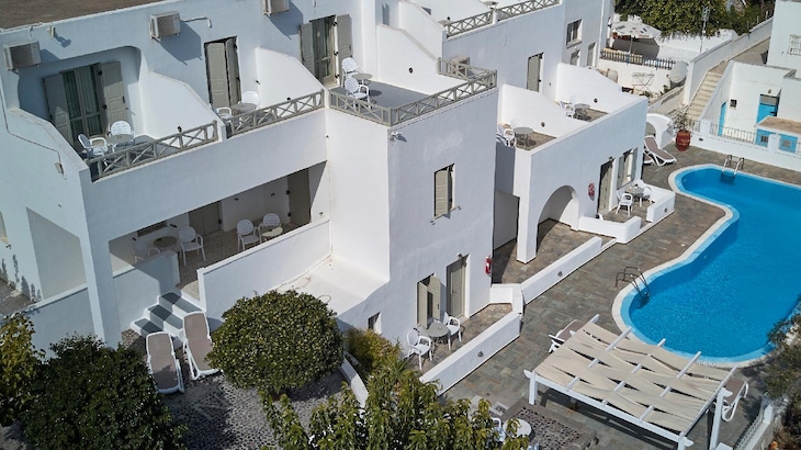 Gallery - Nissos Thira
