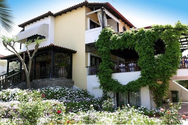 Gallery - Ioli Village