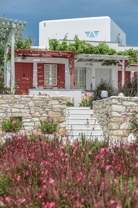 Gallery - Lianos Village