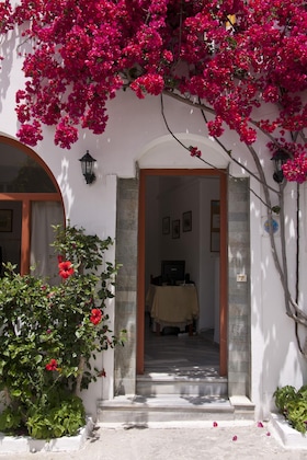 Gallery - Marisa Rooms