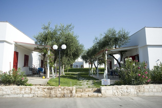 Gallery - Villaggio Turistico Baia Del Monaco