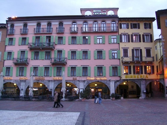 Gallery - Centrale