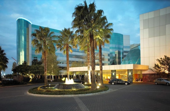 Gallery - Southern Sun O.R Tambo