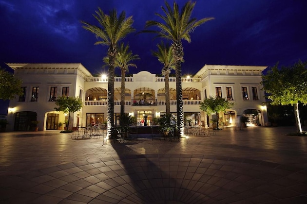 Gallery - Robinson Cala Serena