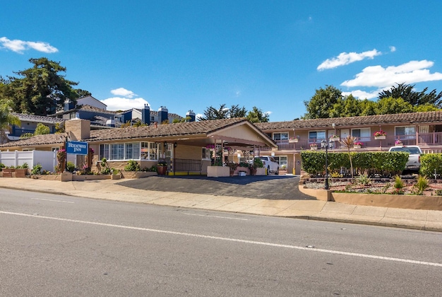 Gallery - Rodeway Inn Near Downtown Monterey