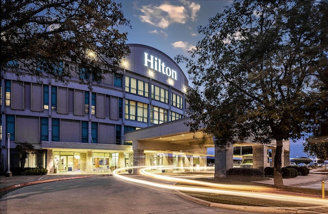 Gallery - Hilton Austin Airport