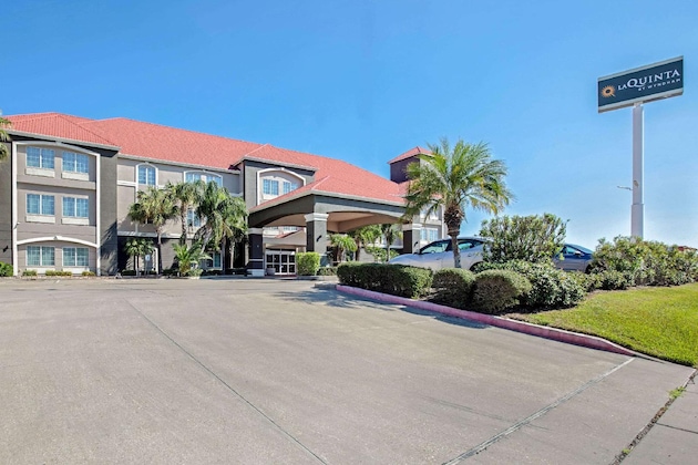 Gallery - La Quinta Inn & Suites By Wyndham Corpus Christi Airport