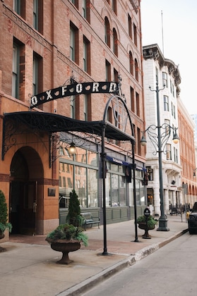 Gallery - The Oxford Hotel