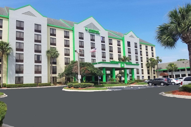 Gallery - Wyndham Garden Jacksonville