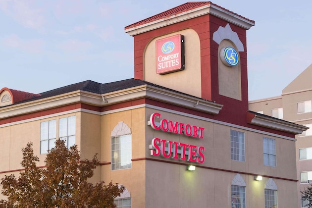 Gallery - Comfort Suites North Fossil Creek