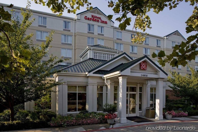 Gallery - Hilton Garden Inn Portland Lake Oswego