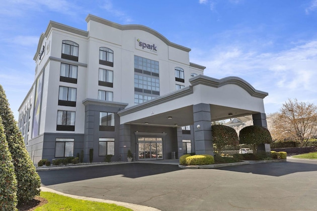 Gallery - Spark By Hilton Greensboro