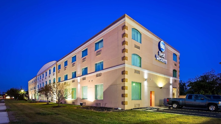 Gallery - Best Western Airport Inn & Suites Cleveland