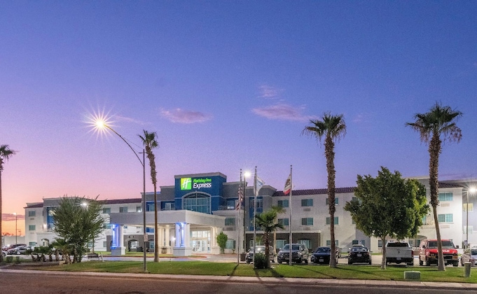 Gallery - Holiday Inn Express Hotel & Suites El Centro By Ihg