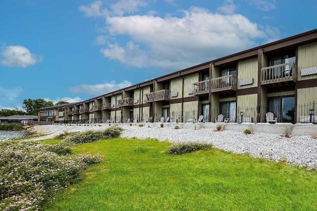 Gallery - Best Western Indian Oak
