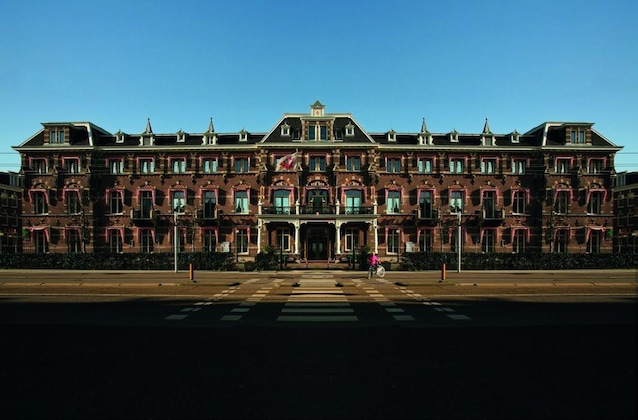 Gallery - The Manor Amsterdam
