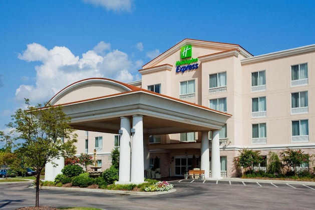 Gallery - Holiday Inn Express Hotel & Suites Concord By Ihg