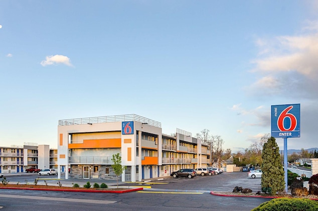 Gallery - Motel 6 Denver Central - Federal Boulevard