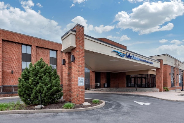 Gallery - Best Western Plus Oswego Hotel And Conference Center