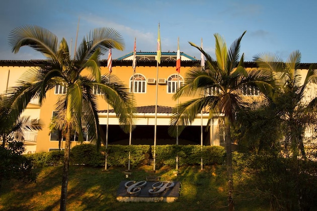 Gallery - Colonial Plaza Hotel