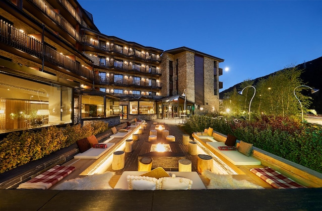 Gallery - Lodge Park hotel
