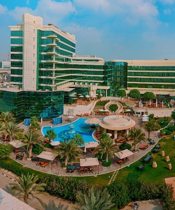 Gallery - Millennium Airport Hotel Dubai