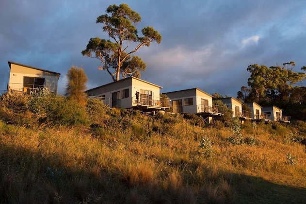 Gallery - Swansea Beach Chalets