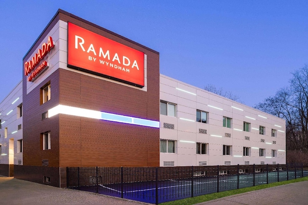 Gallery - Ramada By Wyndham Bronx