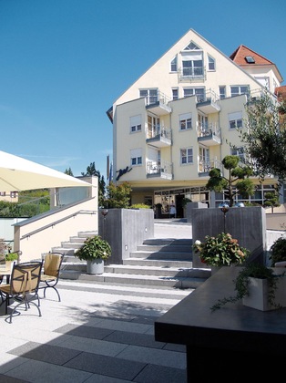 Gallery - Traube Am See