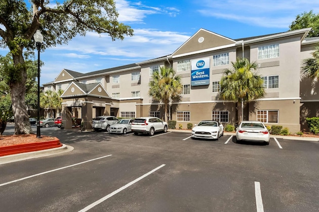 Gallery - Best Western Patriots Point